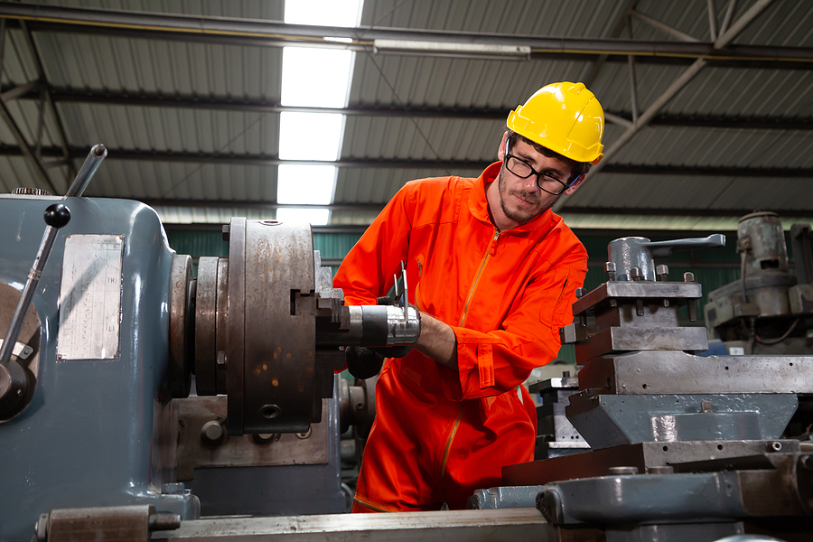 When to Upgrade to Metal Hoses for Extreme Temperature Applications